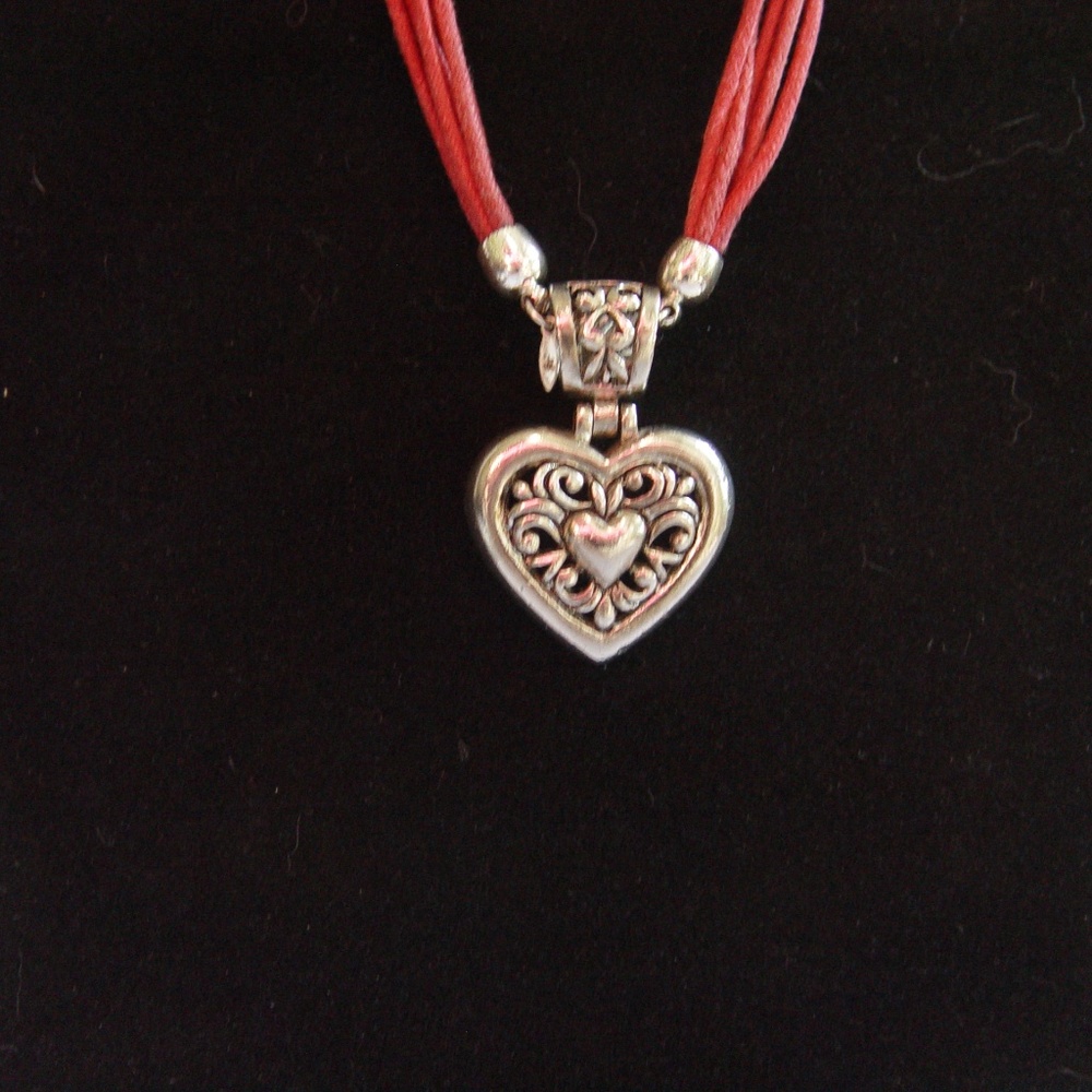 Brighton Heart necklace in excellent cond